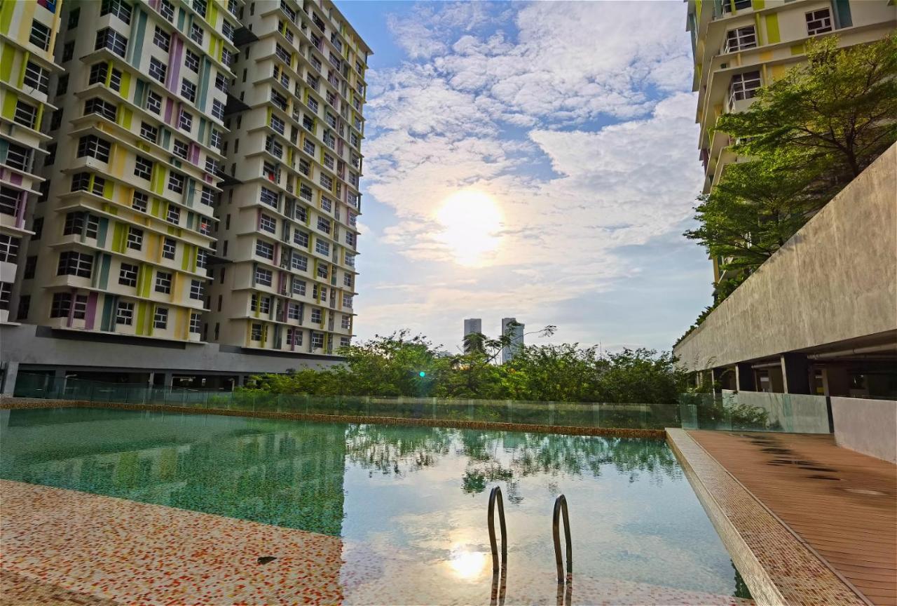 2 Bedroom Apartment - Mycribkl Neocyber Cyberjaya Exterior foto